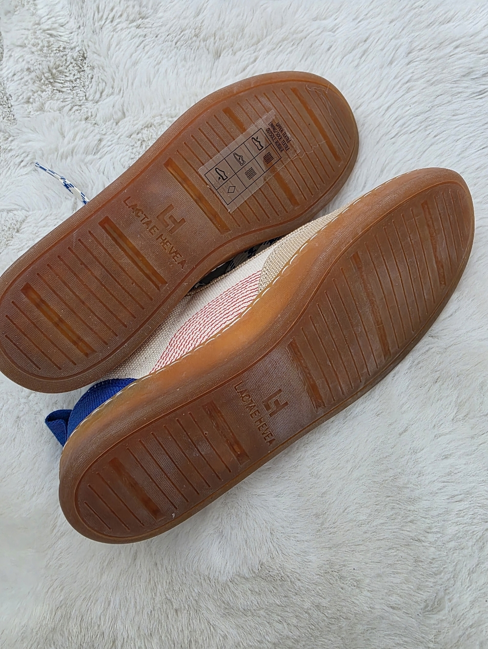 NEW Everlane The Tread-Bare Low-Top Canvas Sneaker Cream with Blue 7 - Picture 7 of 12